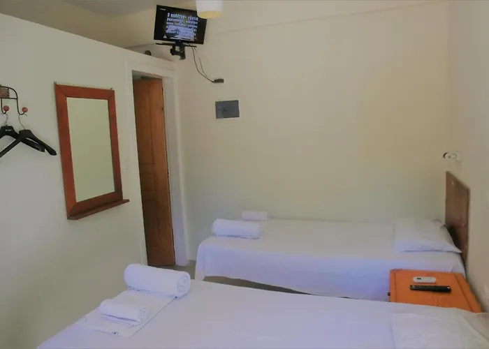 Santorini Camping/Rooms