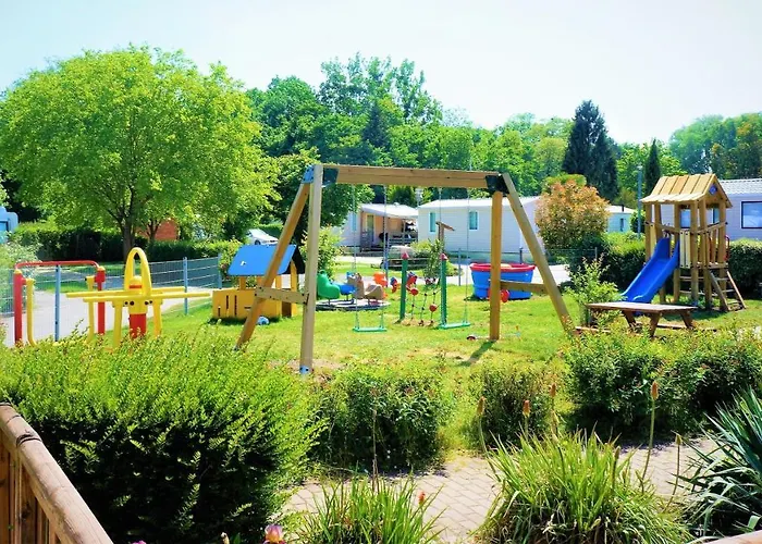 Camping Paris Beau Village