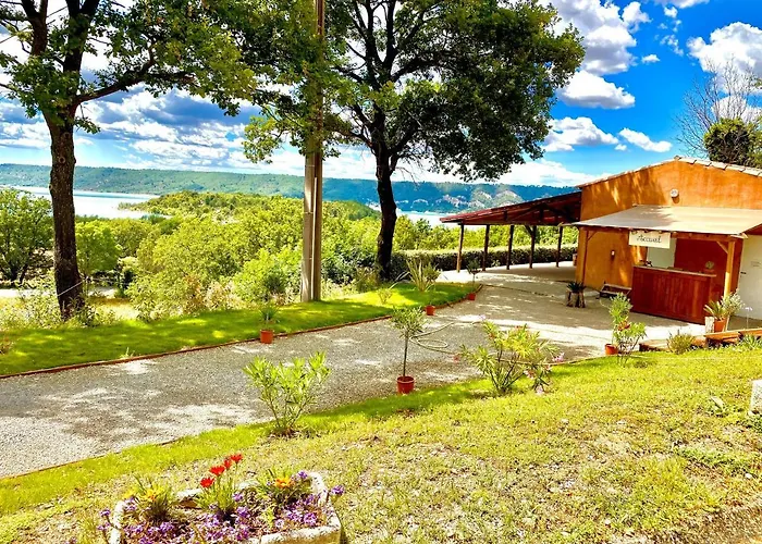 Les Bastides De Chanteraine Bungalows, Lodges & Spa