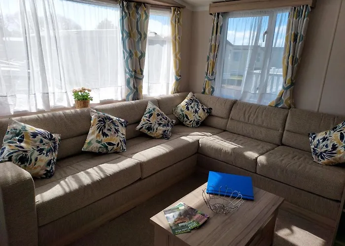 Shorefield Country Park Self-Catering Holiday Home