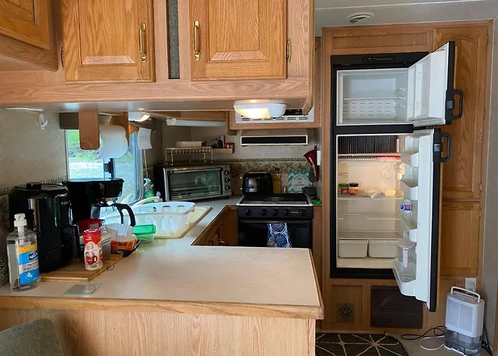 Comfortable Rv In A Farm