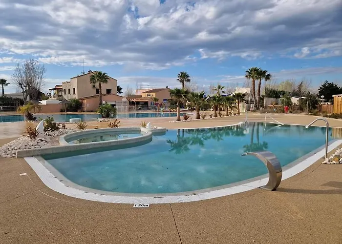 Le Cosy, Mobil-Home 4-6 Personnes Au Camping Les Sables Du Midi A Valras-Plage
