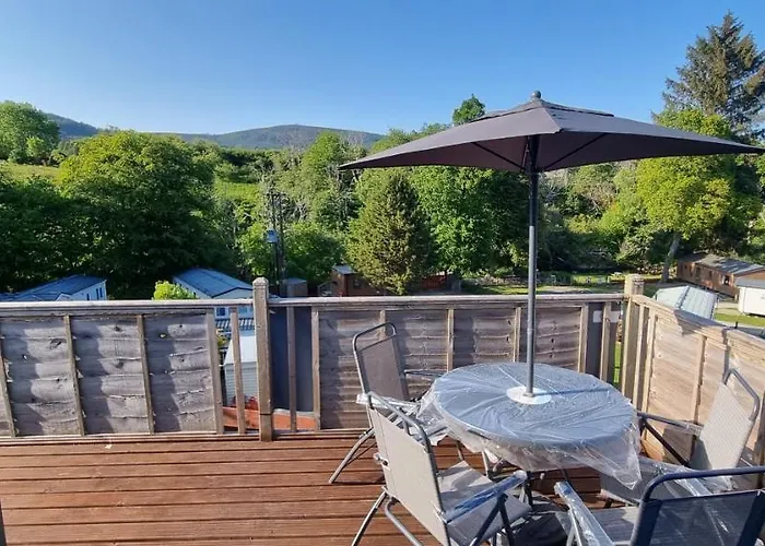 Lynton Lodges