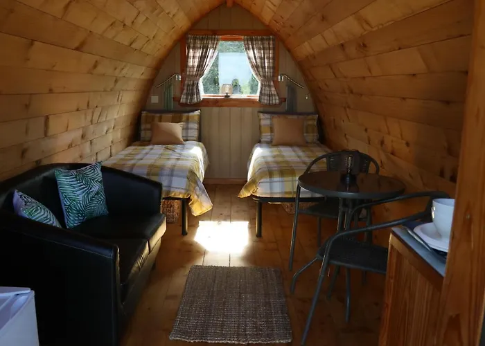 Knapp Farm Glamping Puki Pod