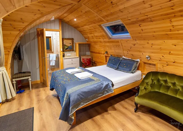 Missin' Link Glamping