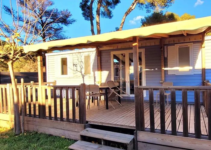 Camping Aux Portes De Cassis