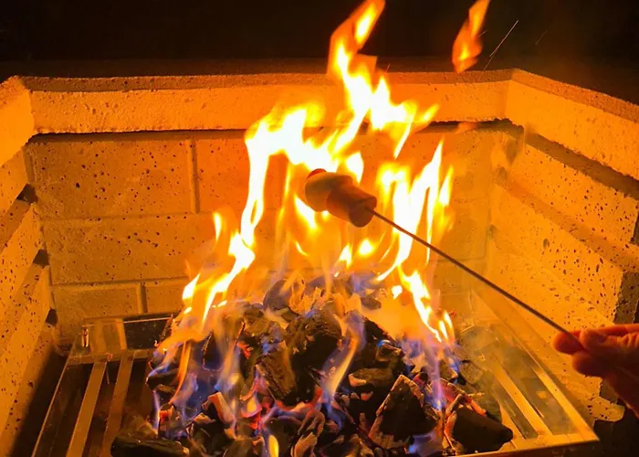 Little Quarry Glamping Bed And Breakfast