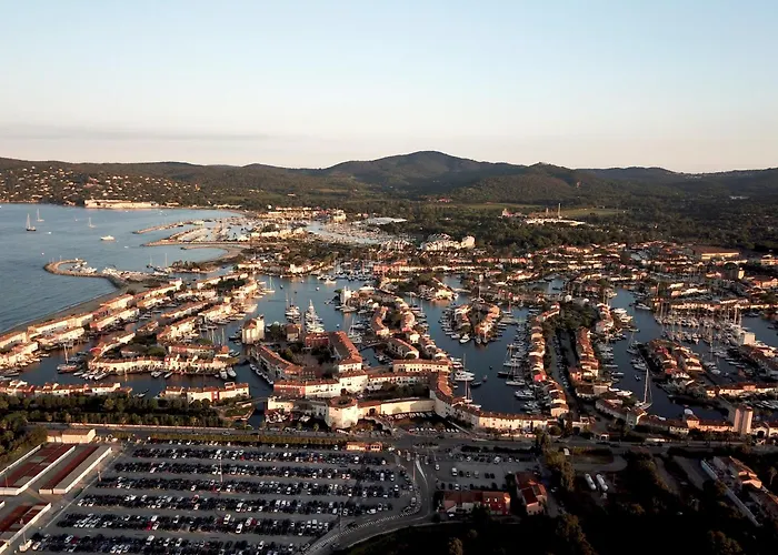 Best Holiday Port Grimaud