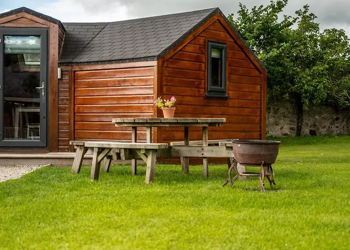 Delny Glamping And Farm Animals