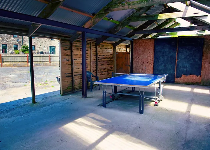 The Big Cwtch Shepherd'S Hut