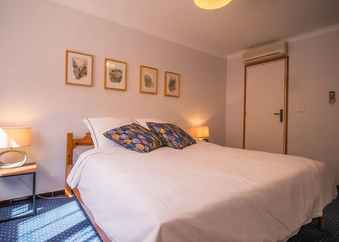 Hotel Et Camping Les Rives Du Loup