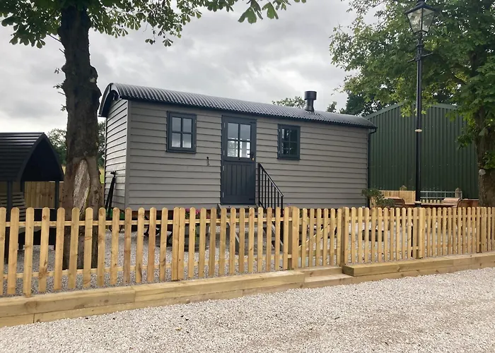 Owls Retreat, Meadowview House