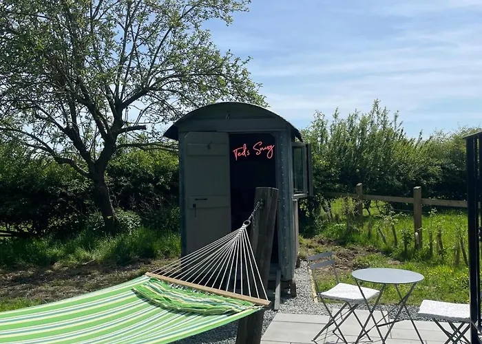 The Orchard Retreat