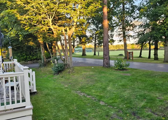 New Forest 2-Bed Premium Holiday Home, Hoburne Bashley Holiday Park,New Milton, Park Leisure Pass At An Additonal Cost
