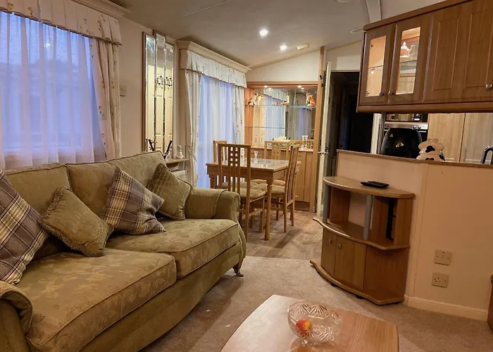 Severnside Boat And Caravan Park Gloucestershire - Caravan 1