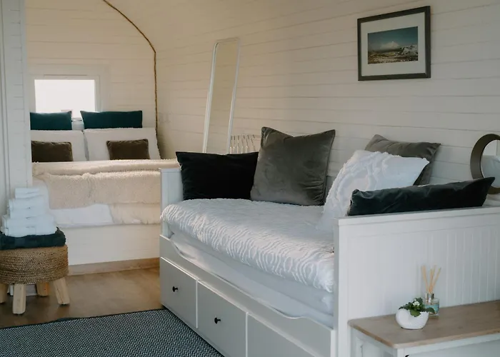 Strathy Bay Pods