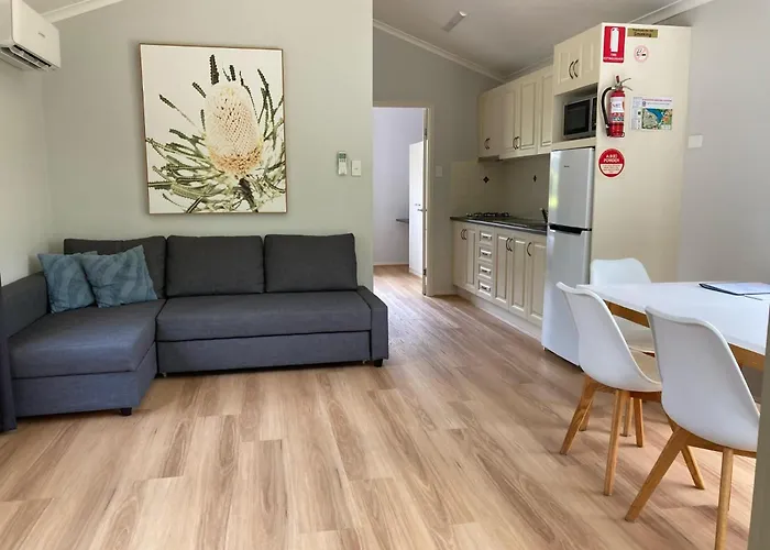 Landsborough Holiday Park