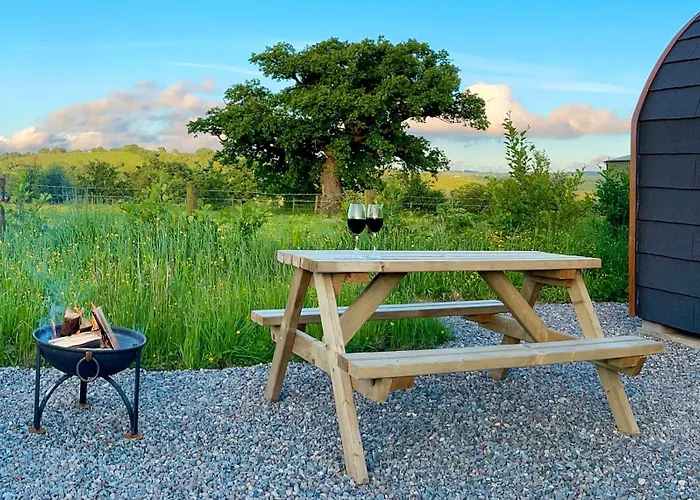Luxury Glamping Pod - Garthside Farm Holidays