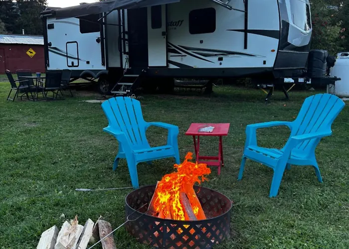 Luxury Rocky Mountain Glamping In Golden Canada Family Friendly Ac Campfire Northern Lights Stargazing