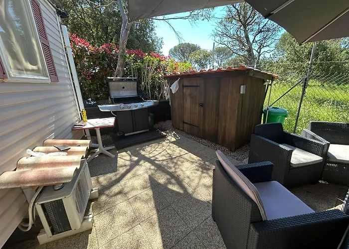 Mobile-Home Aux Cigales Le Muy 4-6 Personnes,Exterieur Xxl Pergola ,Veranda Salon Jardin