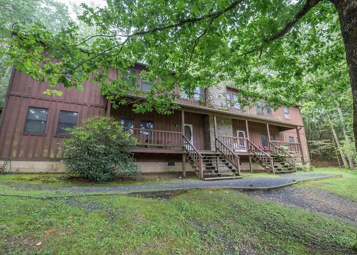 Springmaid Mountain Retreat & Stables Villa Spruce Pine