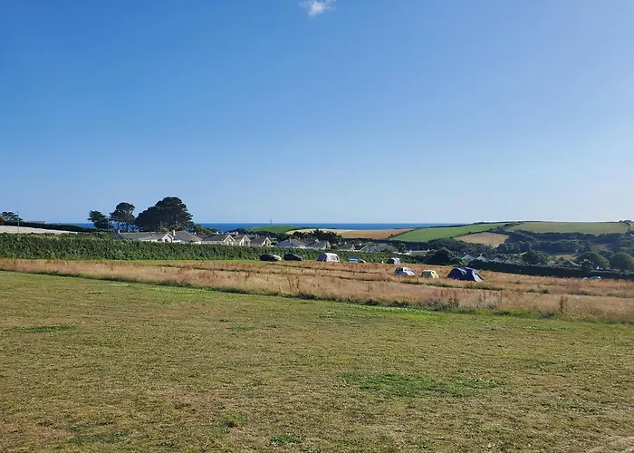 Monroe Horsebox Glamping