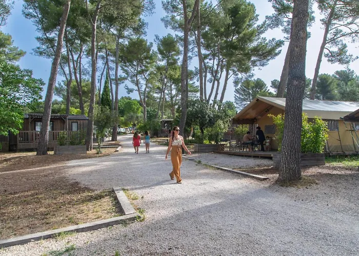 Youcamp Village - Marseille Provence
