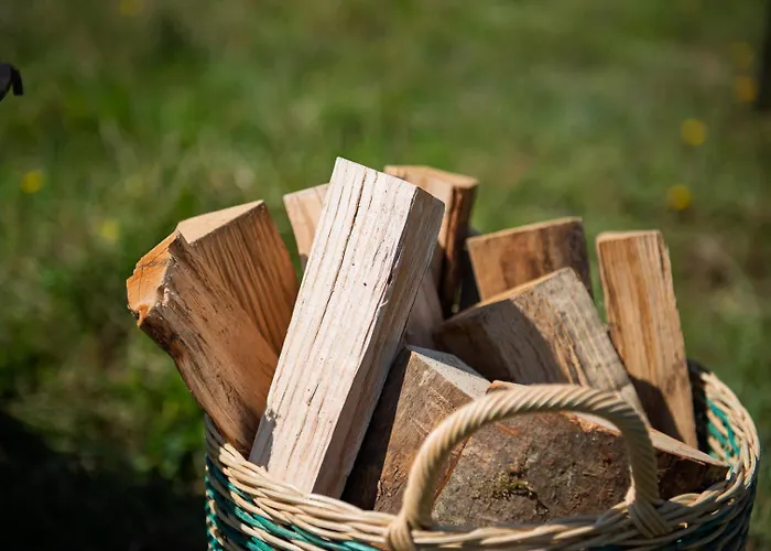 Stones And Stars Boutique Glamping In Radford Quarry