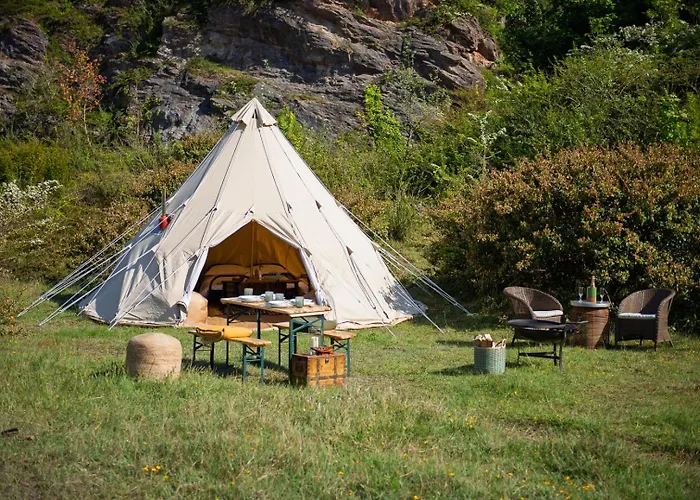 Stones And Stars Boutique Glamping In Radford Quarry