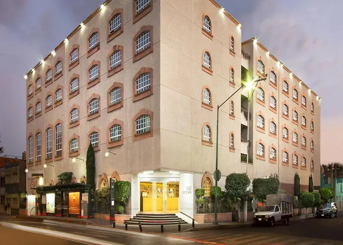 Hotel Mx Congreso Cdmx, Trademark Collection By Wyndham