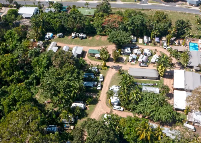 Tropical Hibiscus Caravan Park