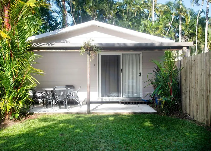 Tropical Hibiscus Caravan Park