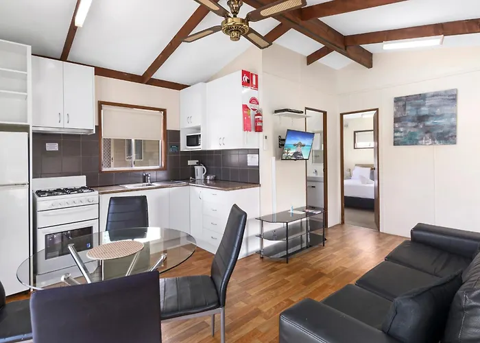 Shoalhaven Heads Village