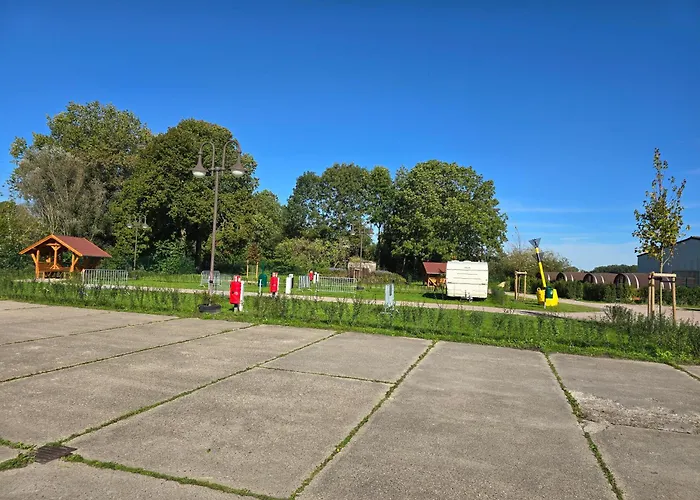 Schlaffass Auf Stellplatz Am Elbkrug 2 0