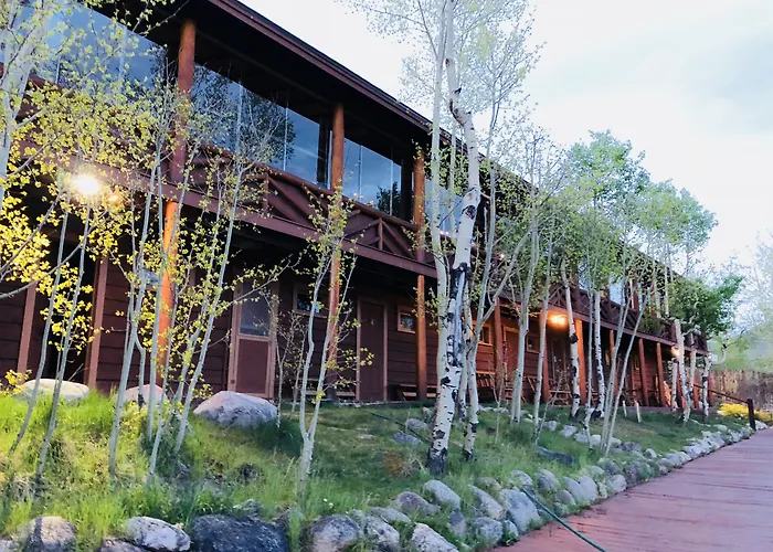 Grand Lake Lodge