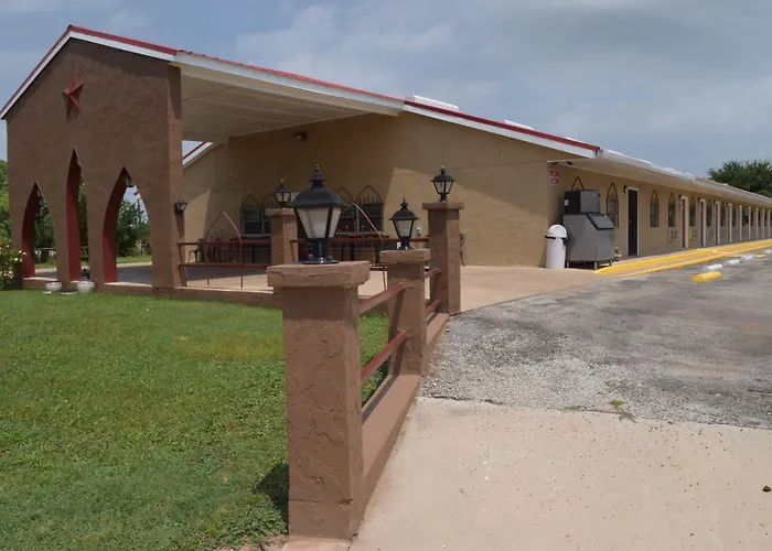 Albany Inn & Rv Campground