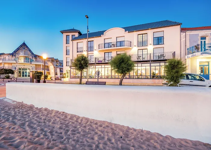 Les Flots - Hotel Et Restaurant Face A L'Ocean - Chatelaillon-Plage