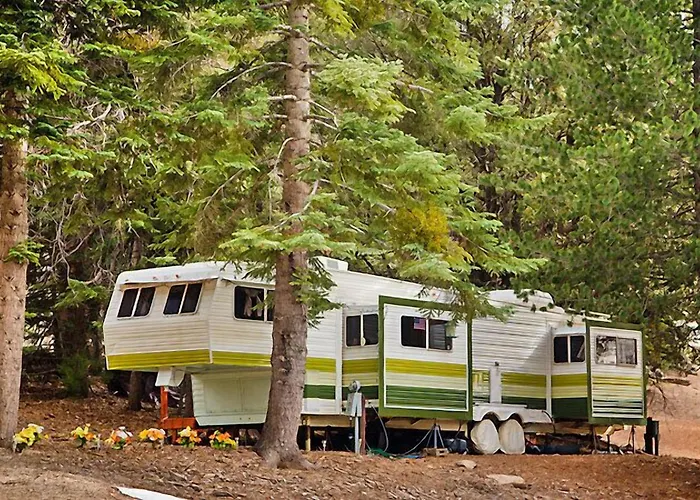 Idyllwild Rv Resort - Caravan Park Pine Cove