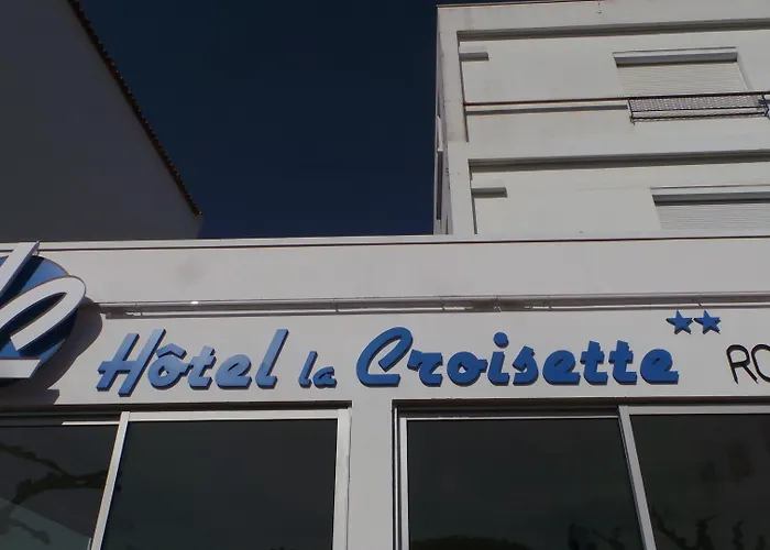 Hotel La Croisette & Restaurant Bistrot Gantier En Centre Ville
