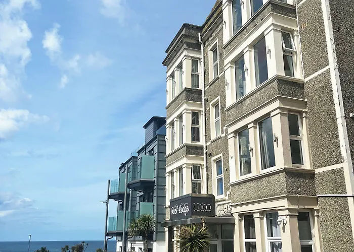 Reef Lodge