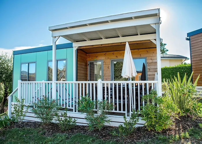 Weekend Glamping Resort