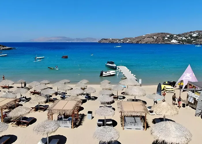 Farout Beachclub - Rooms & Camping