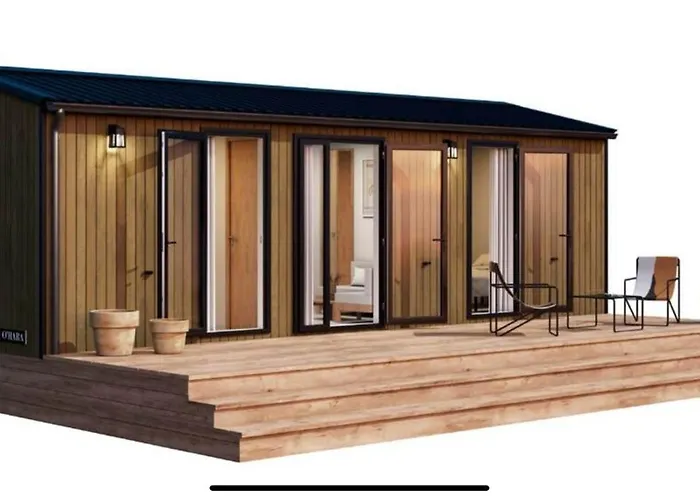 Les Bastides De Chanteraine Bungalows, Lodges & Spa