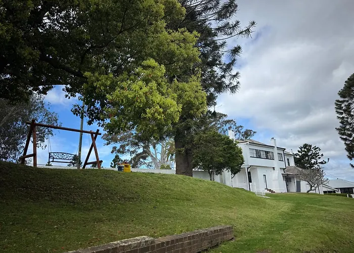 Mowbray Park Holidays