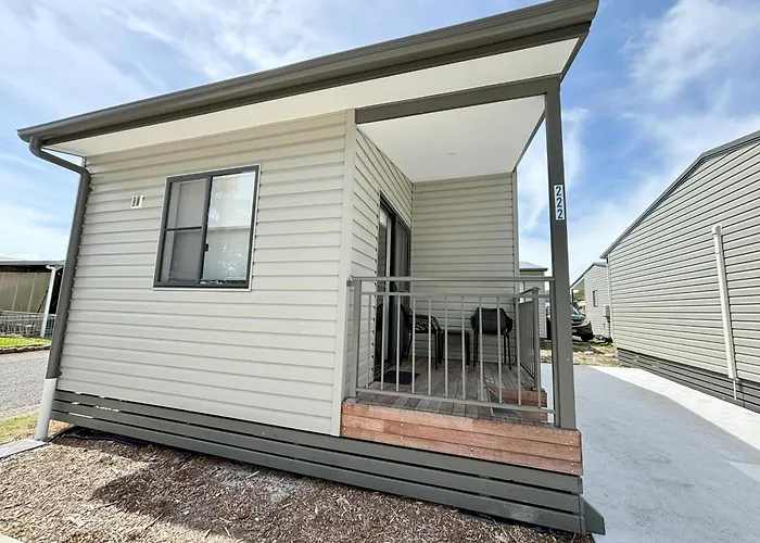 Heatherbrae Holiday Village