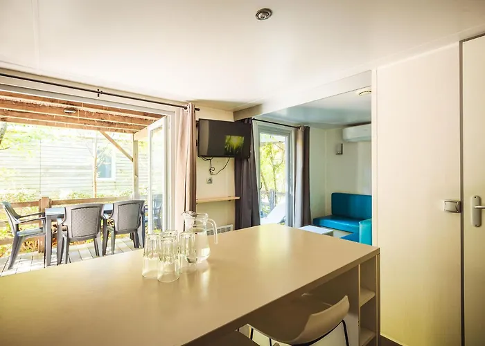 Nova Lodges