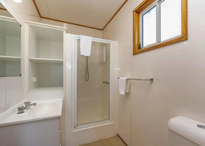 Heatherbrae Holiday Village