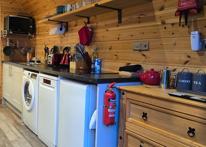 Rowan Gorgeous Glamping Hideaway