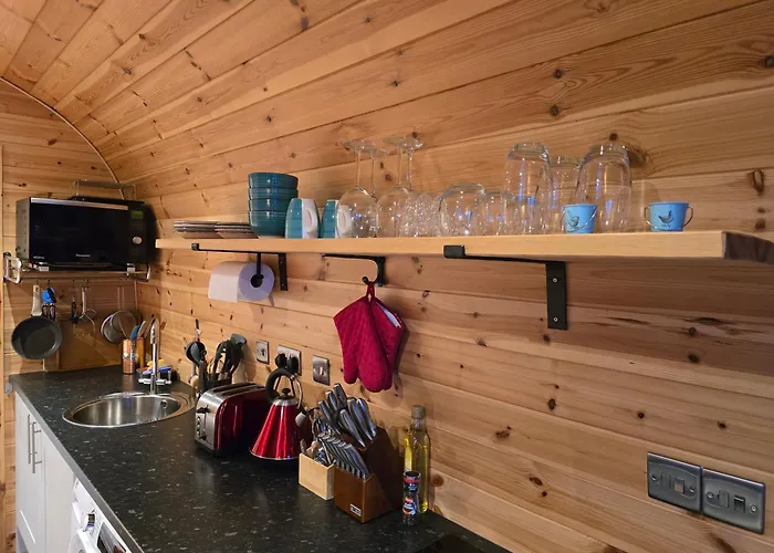 Rowan Gorgeous Glamping Hideaway