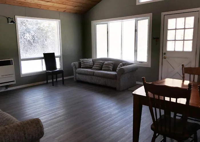 Meadowlark Cabin #5